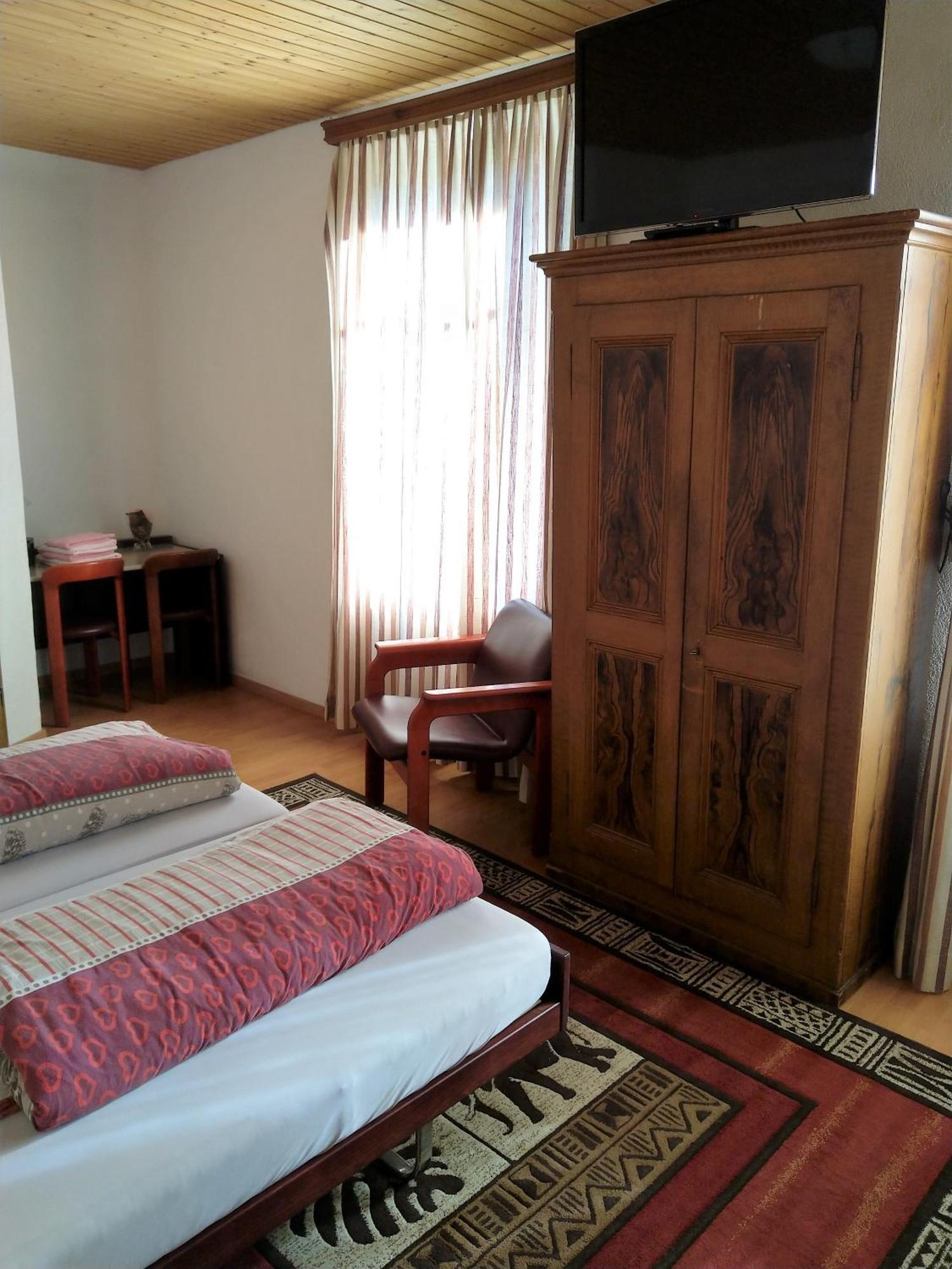Maison D'Hotes De La Gare Montbovon Habitación foto